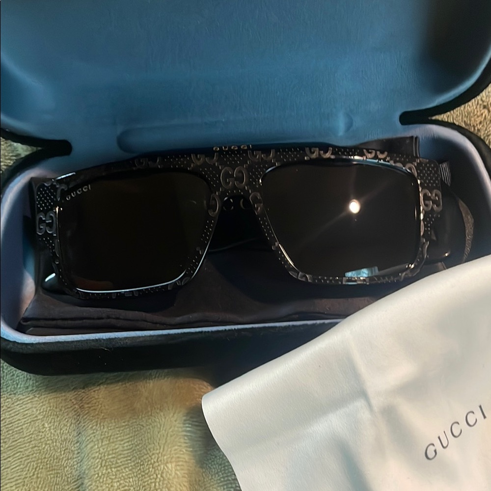 Gucci Black Patterned Sunglasses